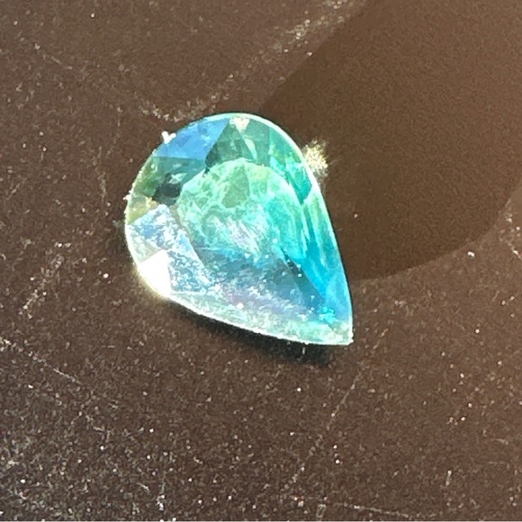0.96 Carats Natural Sapphire Fine Grade - Picture 3 of 17